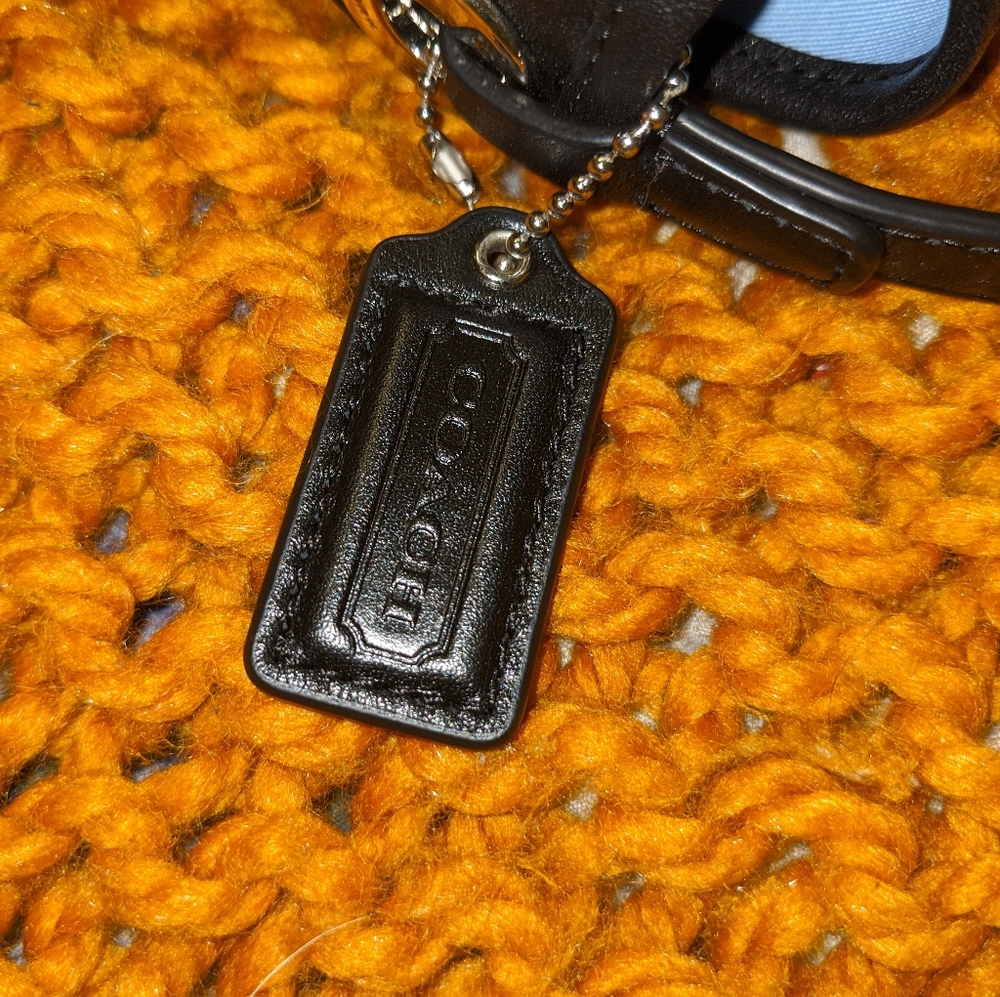 Authentic Coach Purse - Picture 2 of 8
